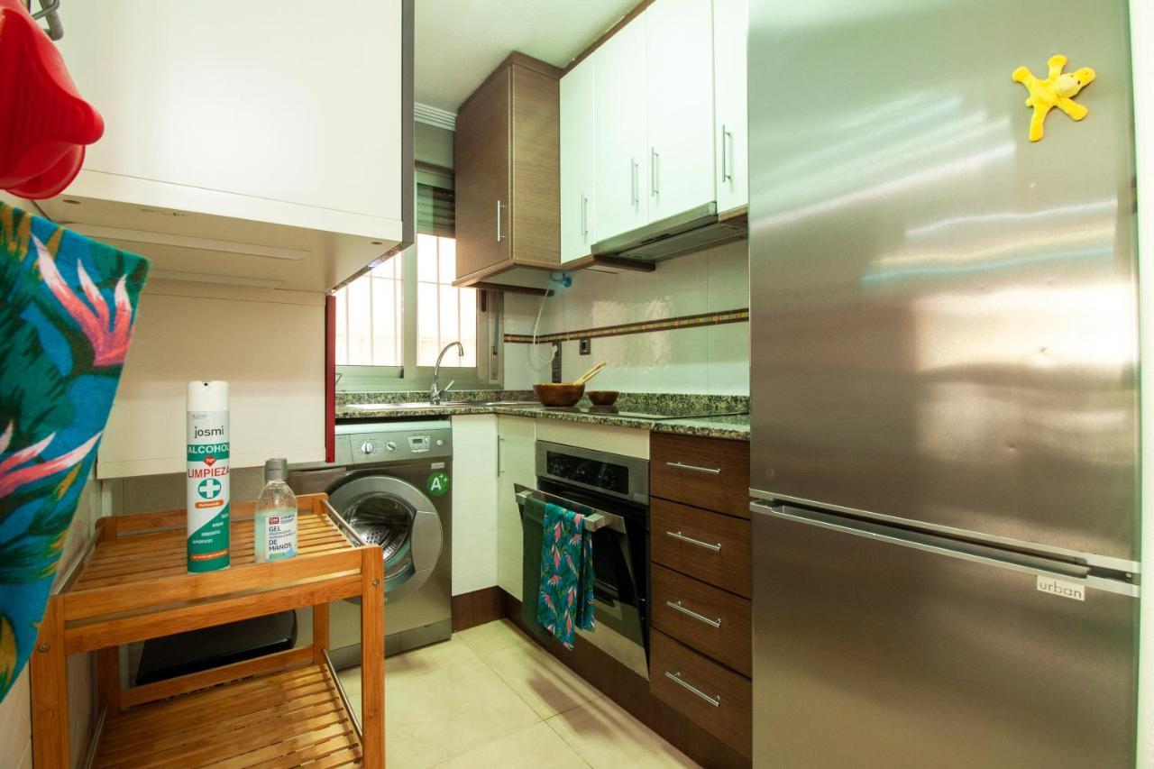 El Apartamento De Maria Jose Apartment Torrevieja Bagian luar foto