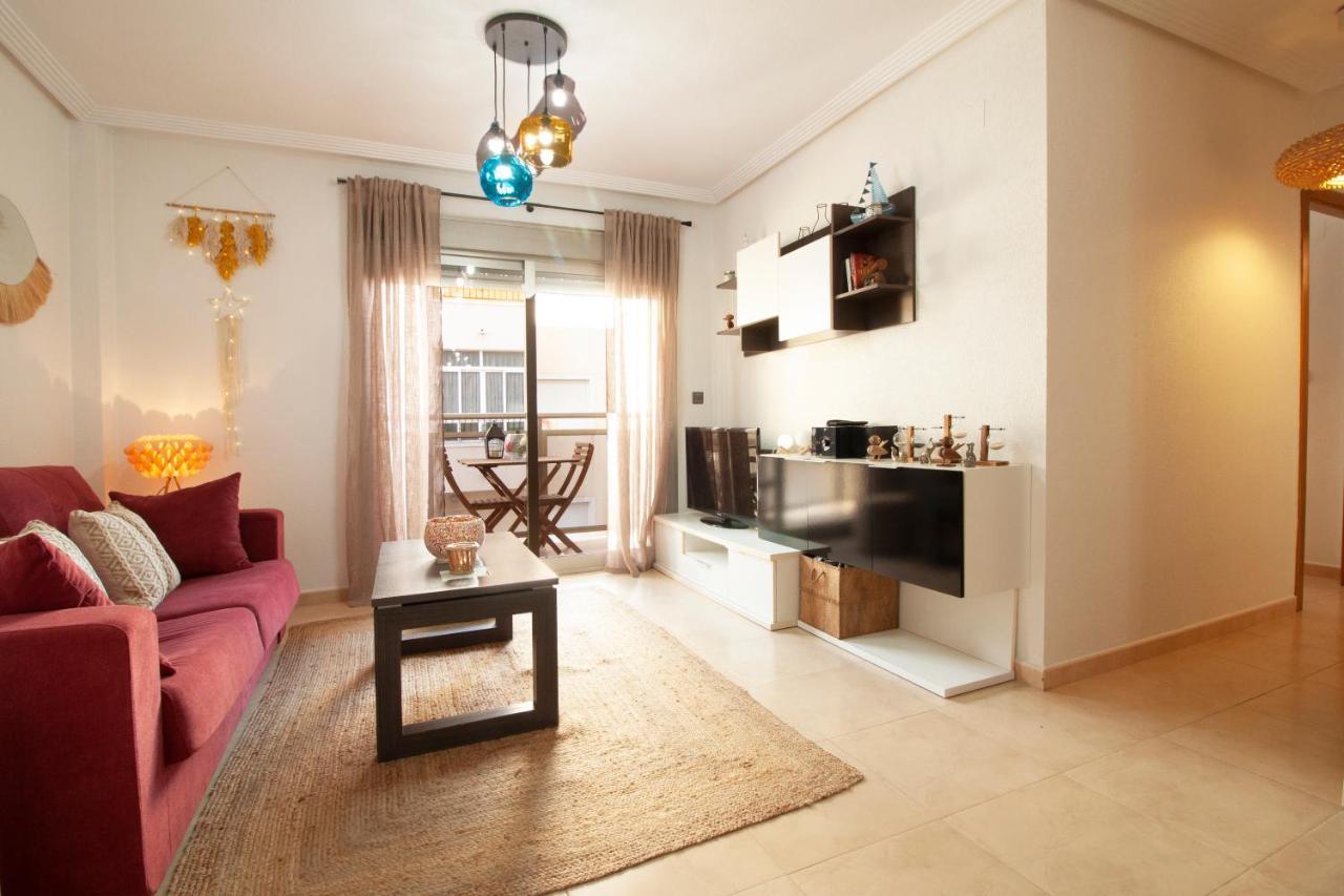 El Apartamento De Maria Jose Apartment Torrevieja Bagian luar foto