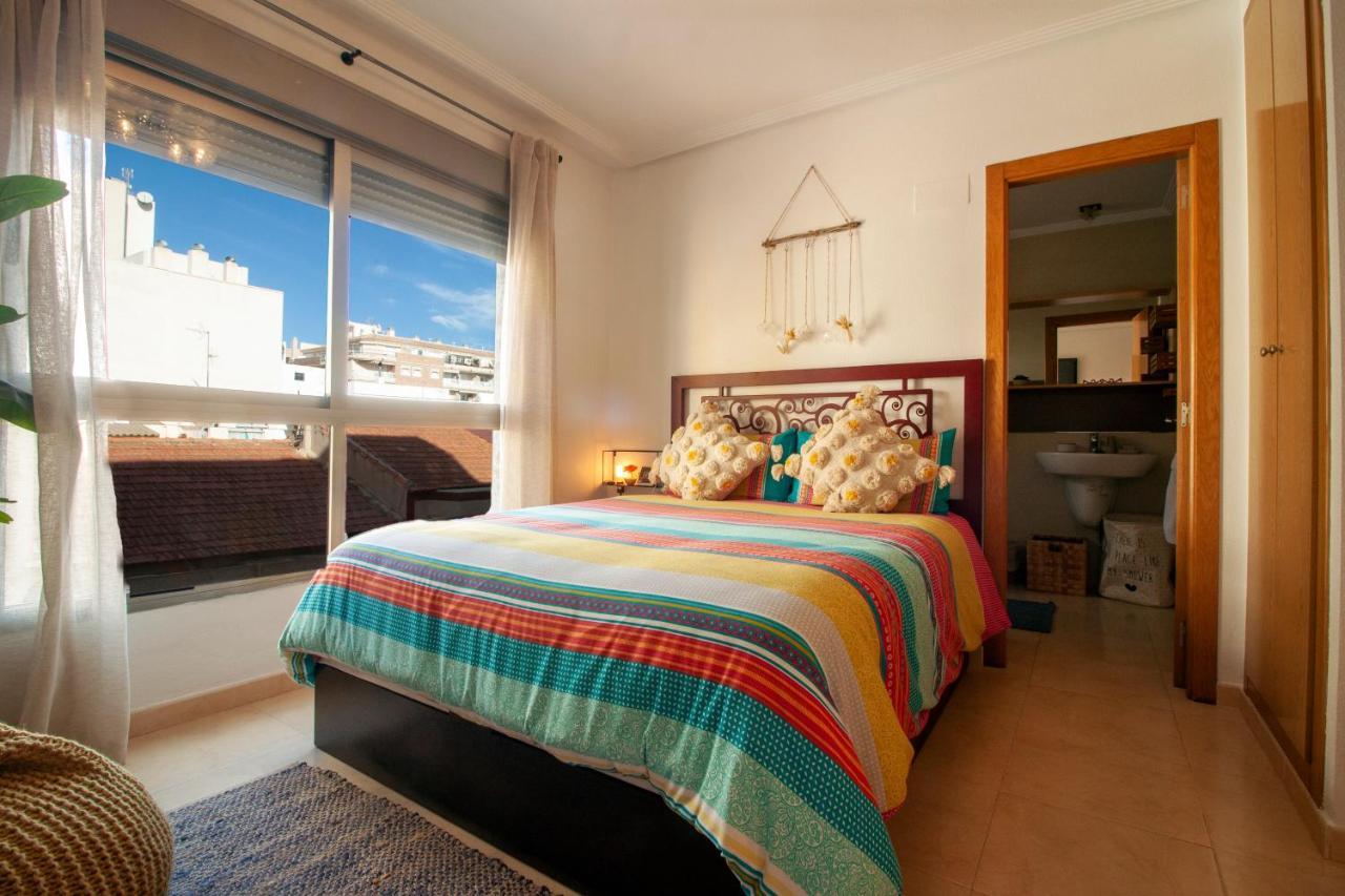 El Apartamento De Maria Jose Apartment Torrevieja Bagian luar foto